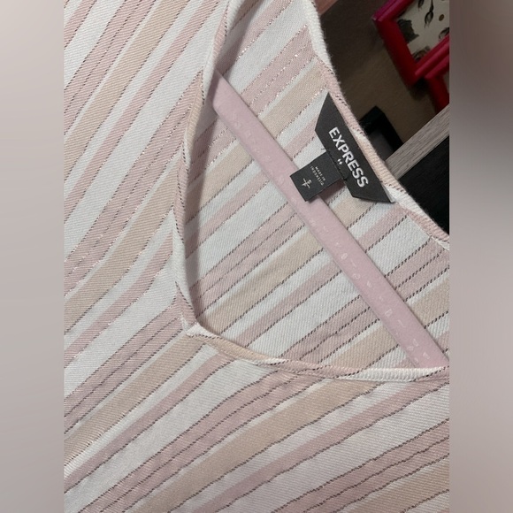 Express women’s top, small, new condition - Picture 3 of 4